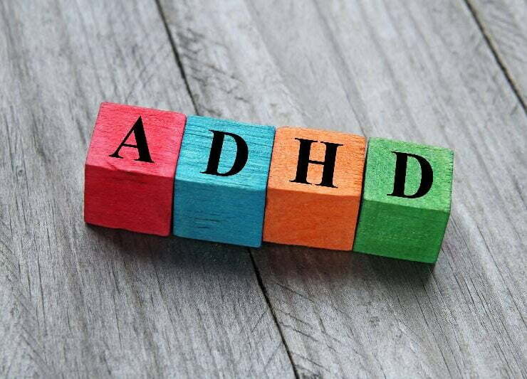 klocki z literami ADHD