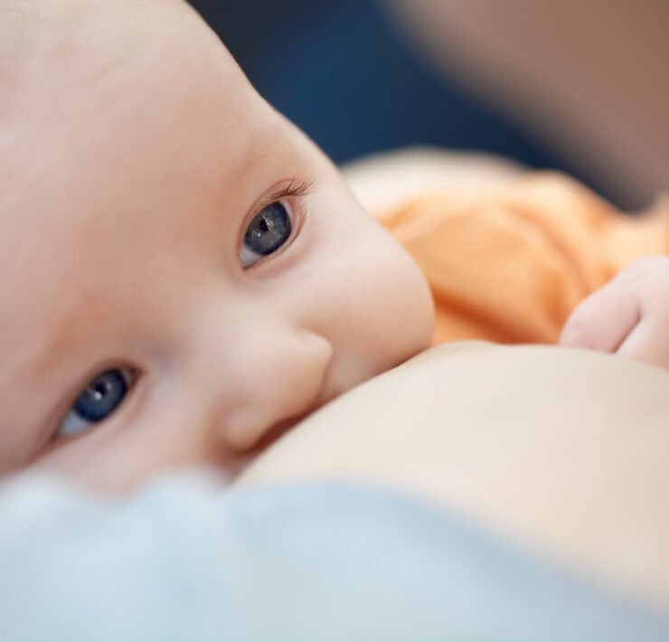 karmienie piersią dziecko niemowlę