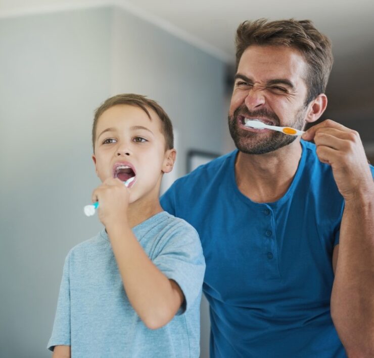 jak wybrac prawidlowa szczoteczke i paste do zebow dla dziec