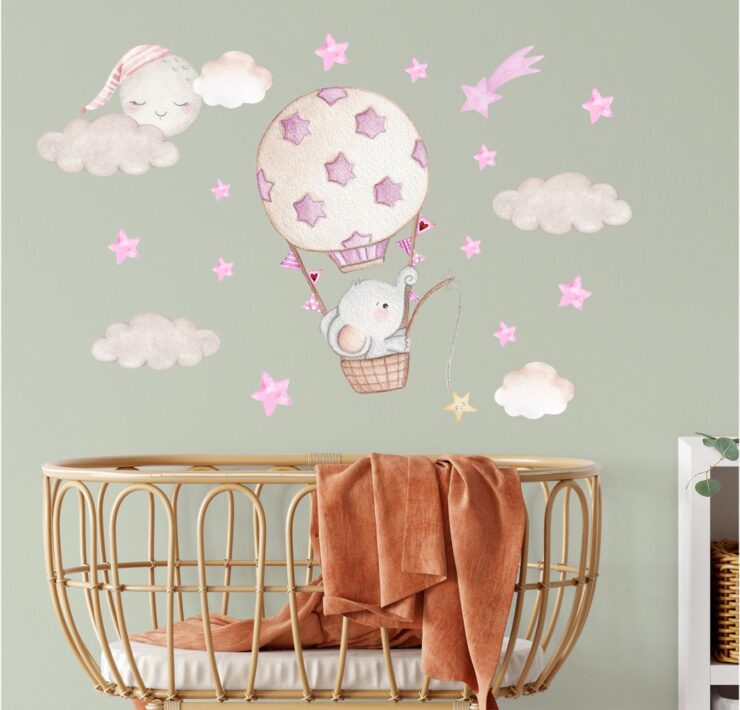 Słonik w balonie - personalizowane, małe naklejki do pokoju niemowlęcia