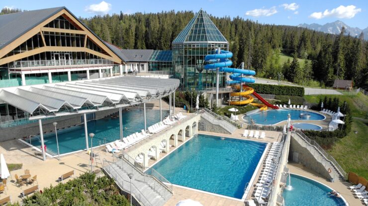 hotel z basenem Bukovina