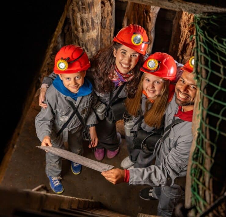 dzieci na feriach zimowych w Wieliczce