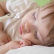 dziewczynka z inwazyjną chorobą meningokokową