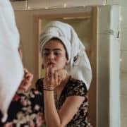 Beauty rutyna dla zabieganych kobiet - jak dbać o skórę, włosy i paznokcie na co dzień?